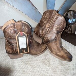 Dark Brown Corral Boots 8.0/B